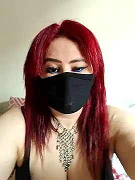 Snapshot of Loly2025 chatting on 09/21/25, 03:06 Loly2025 online show from 09/21/25, 03:06