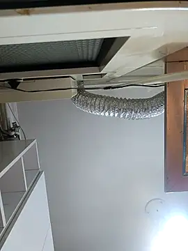 Snapshot of Loly2025 chatting on 02/15/25, 09:06 Loly2025 online show from 02/15/25, 09:06