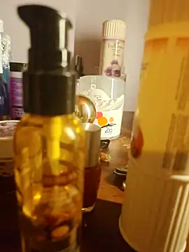 Loly2025 online show from 04/17/26, 11:51