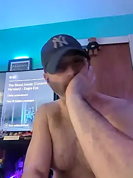 Novabear6996 online show from 04/23/26, 01:02