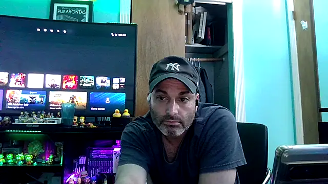 Novabear6996 online show from 11/14/25, 05:11