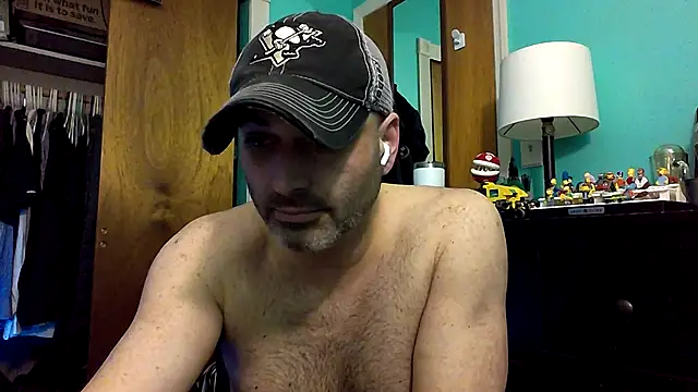 Snapshot of Novabear6996 chatting on 03/01/25, 07:30 Novabear6996 online show from 03/01/25, 07:30