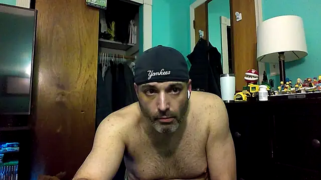 Snapshot of Novabear6996 chatting on 03/02/25, 11:52 Novabear6996 online show from 03/02/25, 11:52