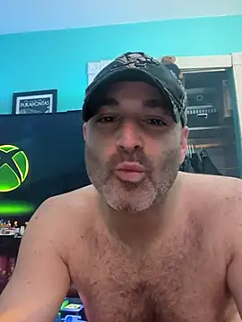 Snapshot of Novabear6996 chatting on 06/12/26, 04:10 Novabear6996 online show from 06/12/26, 04:10