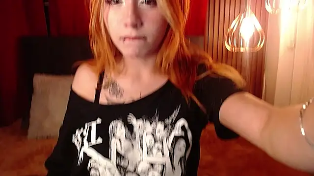 fyreandfox  online show from 03/07/26, 07:30