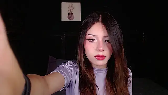 fyreandfox  online show from 11/18/25, 06:55