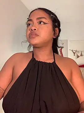 Dahiana Giil online show from 12/03/25, 07:41