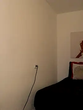 Dahiana Giil online show from 10/25/25, 12:43