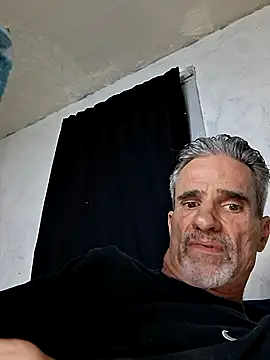 Snapshot of Billgreen69 chatting on 03/31/26, 02:24 Billgreen69 online show from 03/31/26, 02:24