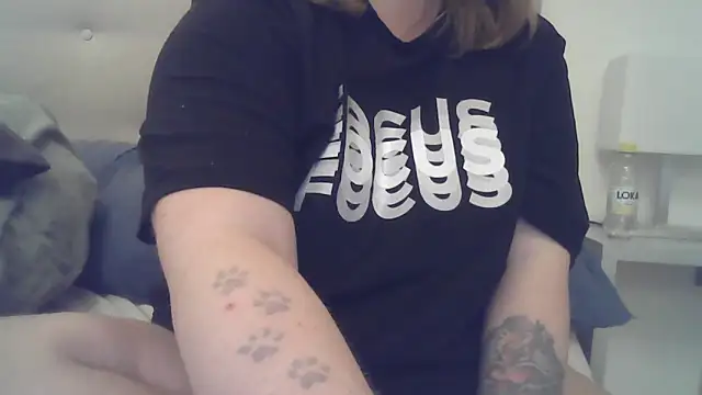 sizha6 online show from 10/06/25, 09:21