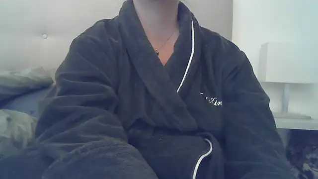 sizha6 online show from 10/03/25, 08:38