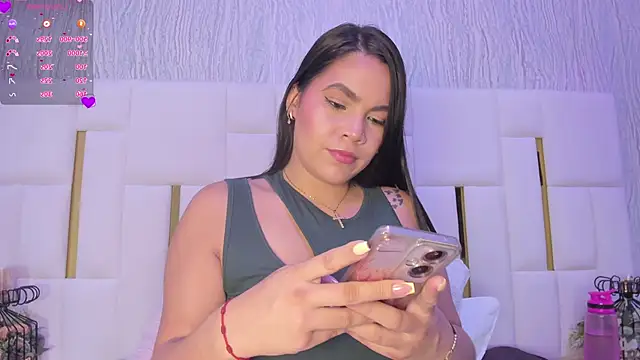 hillary uckerman  online show from 09/26/25, 11:39