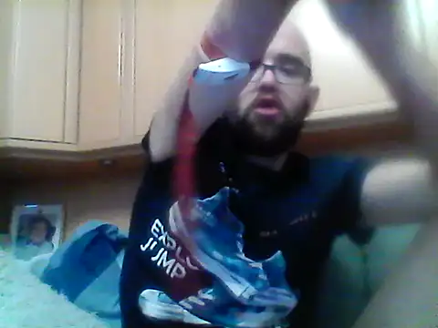 Andre35w online show from 12/16/25, 05:50