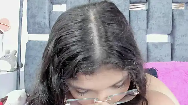 ARTEMISAKIM online show from 11/14/25, 06:55