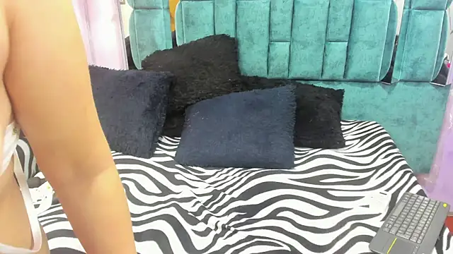 ARTEMISAKIM online show from 03/01/26, 02:00