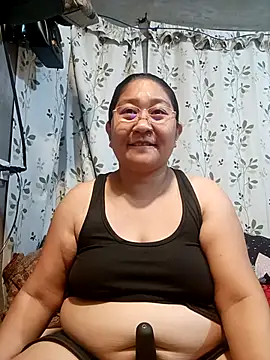 hotchubby88 online show from 11/17/25, 10:41