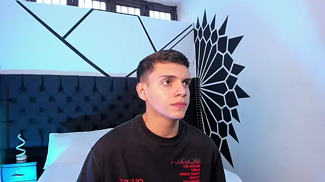 JacobRoberts1 online show from 10/09/25, 09:15