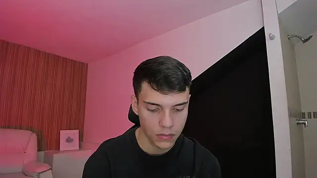 JacobRoberts1 online show from 11/20/25, 08:53