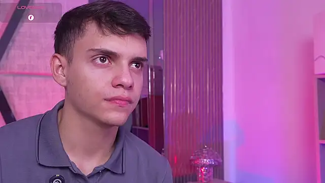 JacobRoberts1 online show from 12/16/25, 09:08