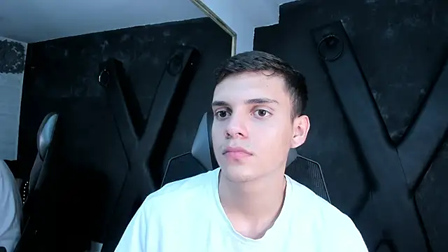 JacobRoberts1 online show from 11/21/25, 09:25