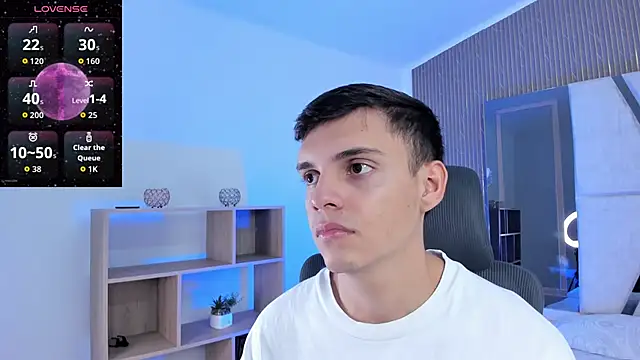 JacobRoberts1 online show from 11/17/25, 08:35