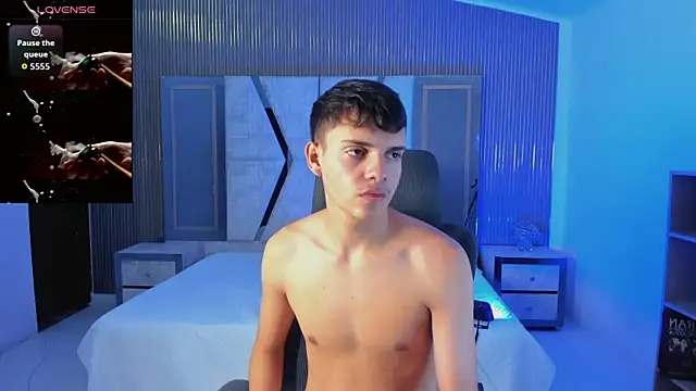 JacobRoberts1 online show from 10/15/25, 09:12