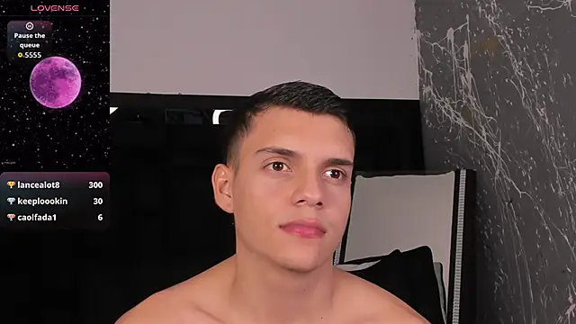 JacobRoberts1 online show from 11/05/25, 08:28