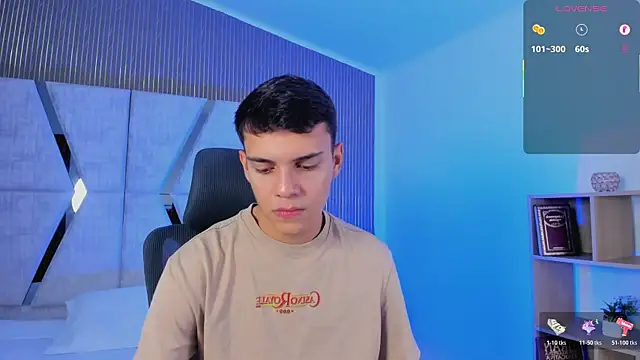 JacobRoberts1 online show from 10/17/25, 08:21