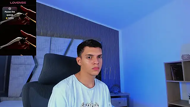 JacobRoberts1 online show from 10/16/25, 08:39