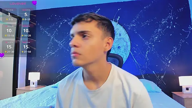 JacobRoberts1 online show from 10/12/25, 07:48