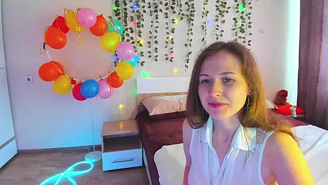 Snapshot of xeva_angelx chatting on 03/15/25, 05:19 xeva angelx online show from 03/15/25, 05:19