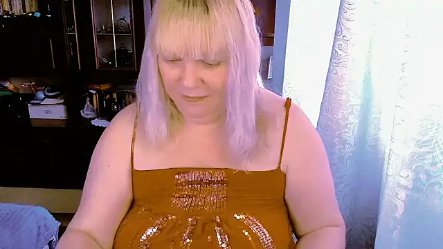 FlowerButterf online show from 03/04/26, 10:45