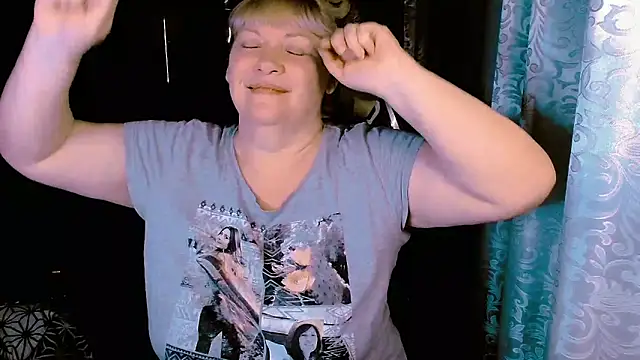 FlowerButterf online show from 03/09/26, 01:09