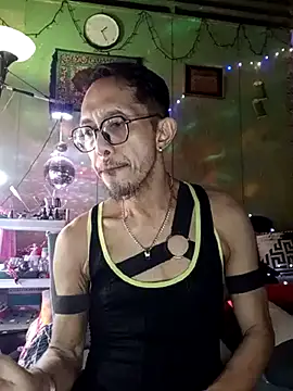 Tolayerfly69 online show from 02/14/25, 05:25