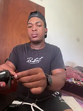 bosszonke123 online show from 03/31/26, 08:49