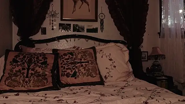 sinfulblonde1 online show from 02/02/26, 11:37