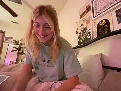 sinfulblonde1 online show from 02/19/25, 02:23