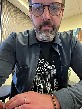 plaintreebull online show from 04/02/26, 04:13