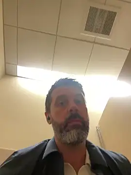 plaintreebull online show from 04/01/26, 07:44