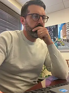 plaintreebull online show from 03/17/26, 04:21