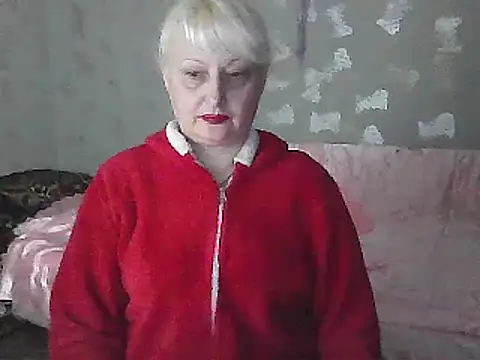 Snapshot of NikolinaBounty chatting on 02/17/25, 09:54 NikolinaBounty online show from 02/17/25, 09:54
