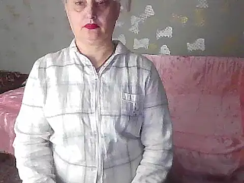 Snapshot of NikolinaBounty chatting on 03/10/25, 06:45 NikolinaBounty online show from 03/10/25, 06:45