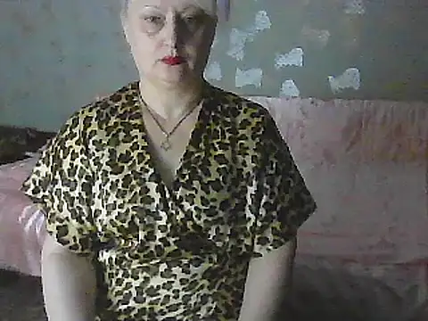 Snapshot of NikolinaBounty chatting on 03/11/25, 06:08 NikolinaBounty online show from 03/11/25, 06:08