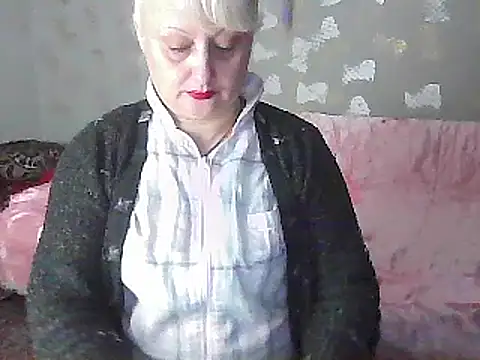 Snapshot of NikolinaBounty chatting on 02/21/25, 06:04 NikolinaBounty online show from 02/21/25, 06:04