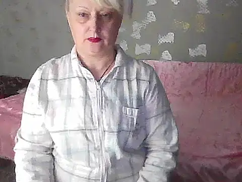 Snapshot of NikolinaBounty chatting on 03/09/25, 08:10 NikolinaBounty online show from 03/09/25, 08:10