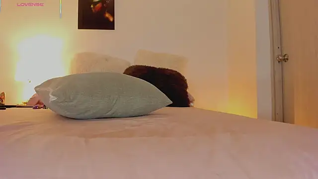 Skay Hot online show from 04/21/26, 10:49