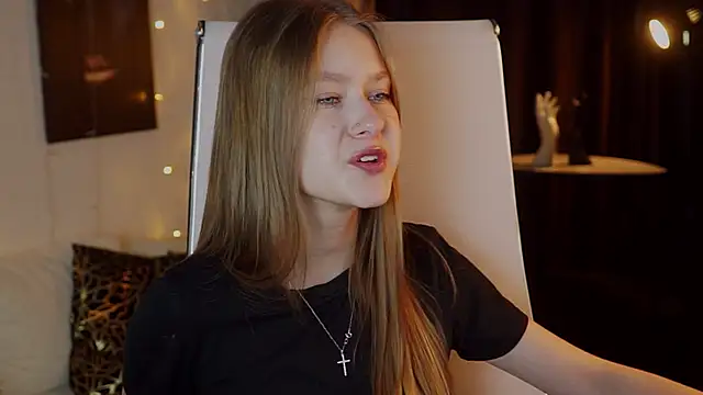 EveMundie online show from 03/21/26, 01:04