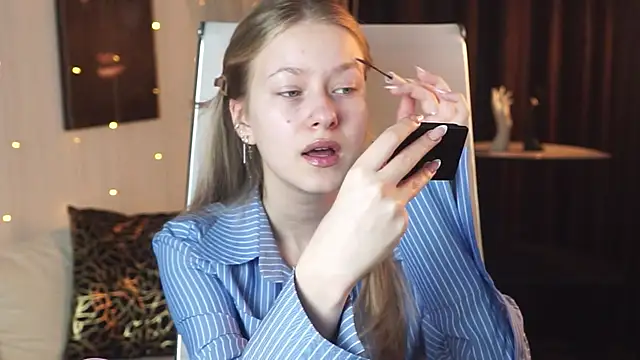 EveMundie online show from 04/16/26, 06:47