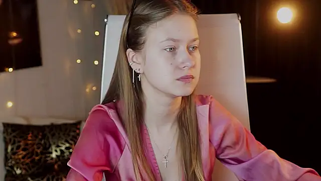 EveMundie online show from 03/28/26, 09:43