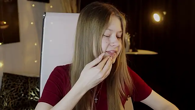 EveMundie online show from 03/12/26, 06:17